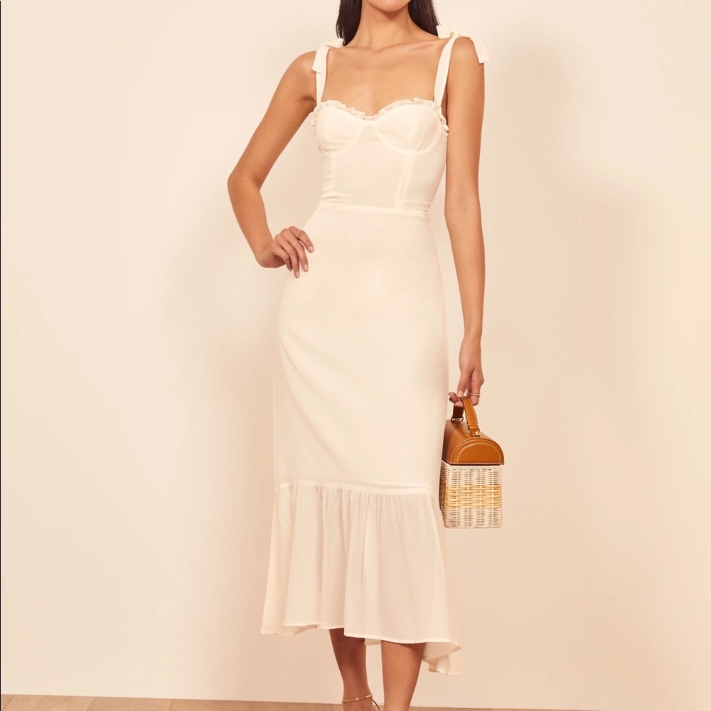 ✨SALE ✨NWOT Reformation Nikita Dress in Ivory  - never worn!